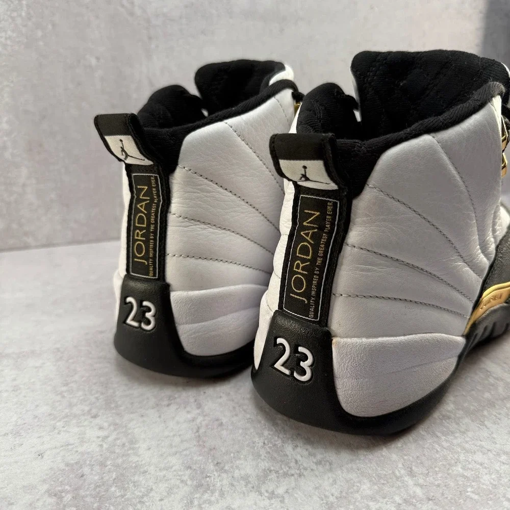 Air Jordan 12‎ Retro Royalty Taxi Mens Size 9 CT8013-170 White Blk Sneaker Shoes